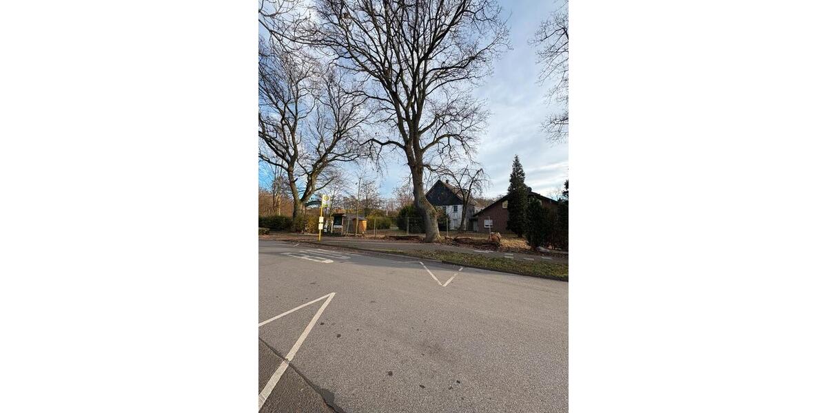 2 Wohnhäuser, Garagen und Werkstatt zur Miete 14 zimmer