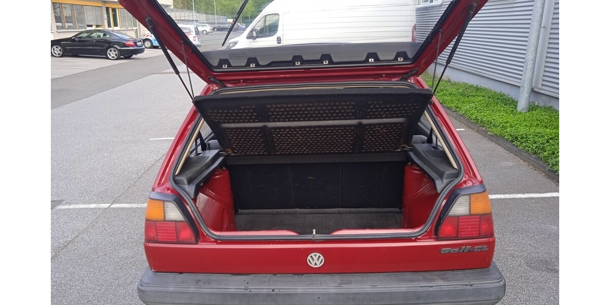 VW Golf II 174.000 km 3.999 &euro; Wuppertal 42275