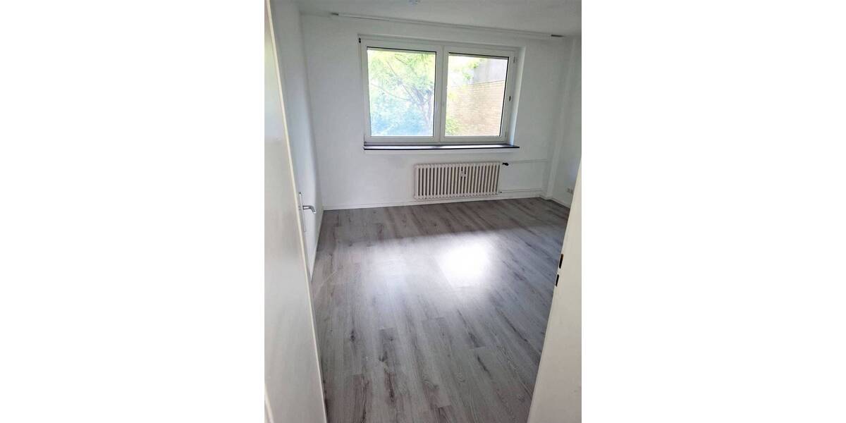 Etagenwohnung Gelsenkirchen Beckhausen - 3 Zimmer, 75 m&sup2;, 420&euro; | Angebot:26487849