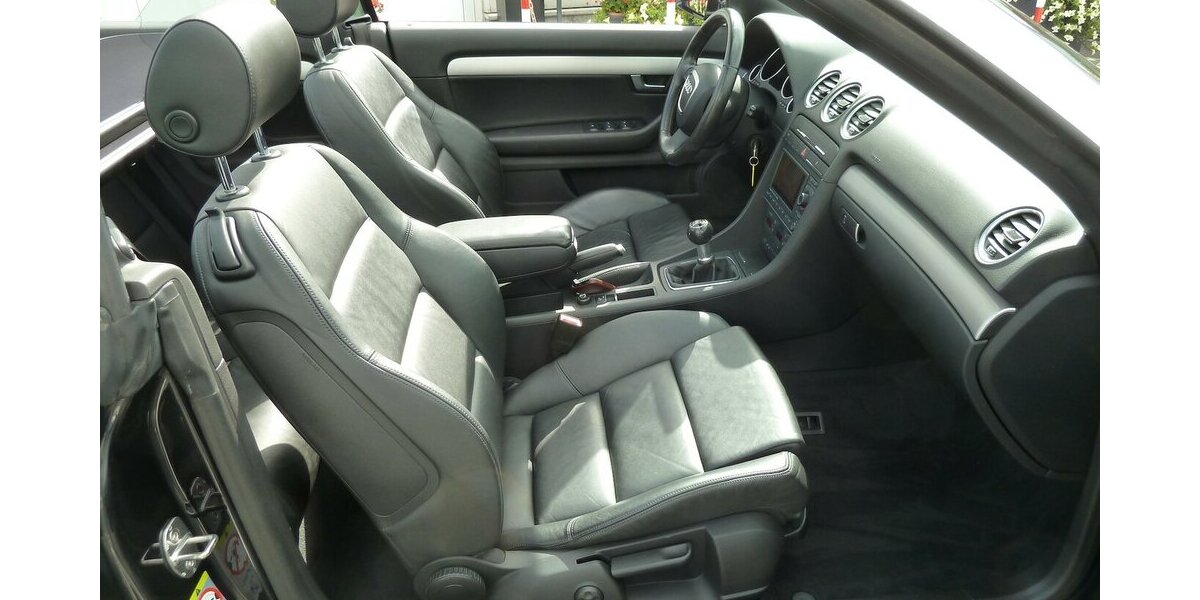 Audi A4 Cabrio 1.8 T Leder E-dach Navi kl. Mängel 161.000 km 3.900 &euro; Ratingen 40885