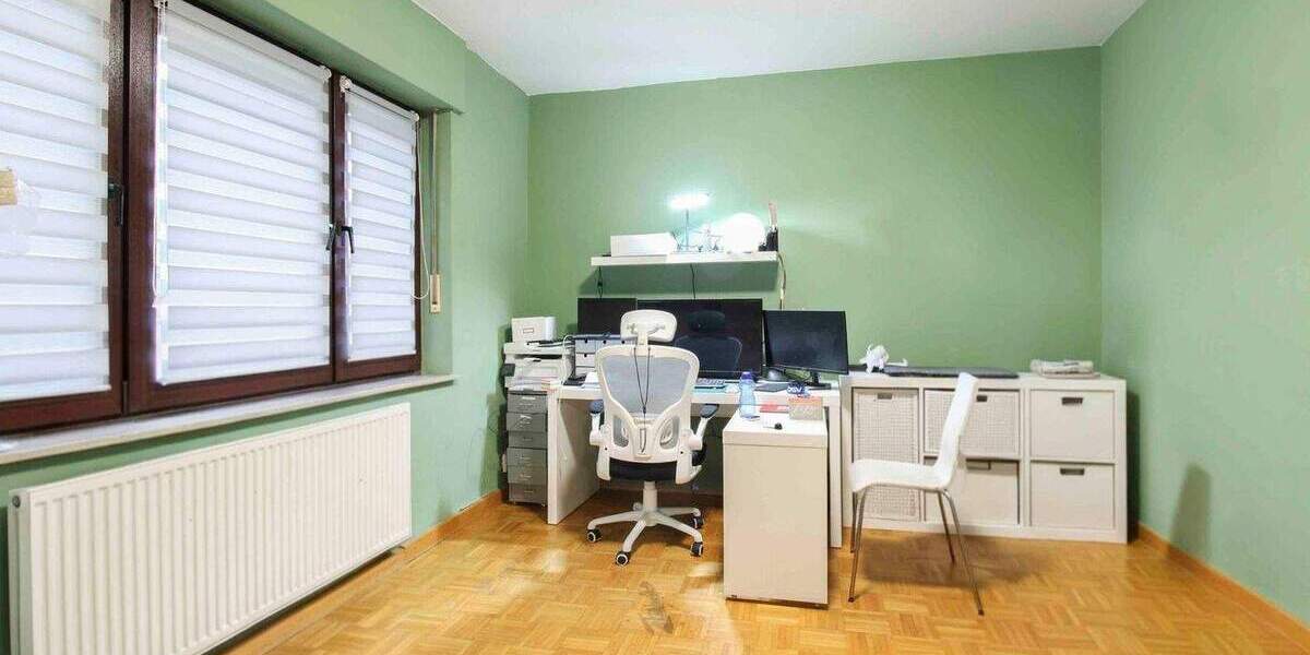 Ihr Projekt mit Potenzial - Geräumiges Zweifamilienhaus mit großem Grundstück in Bochum 6 zimmer