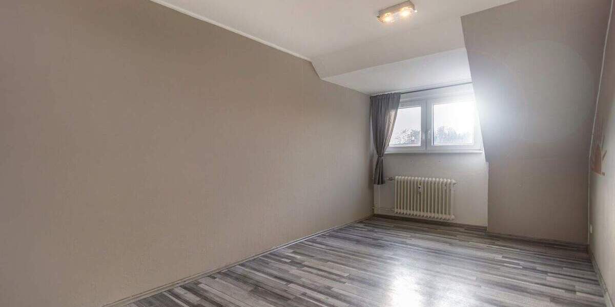 Etagenwohnung Bochum Hamme - 4 Zimmer, 75 m&sup2;, 199.000&euro; | Angebot:25686833