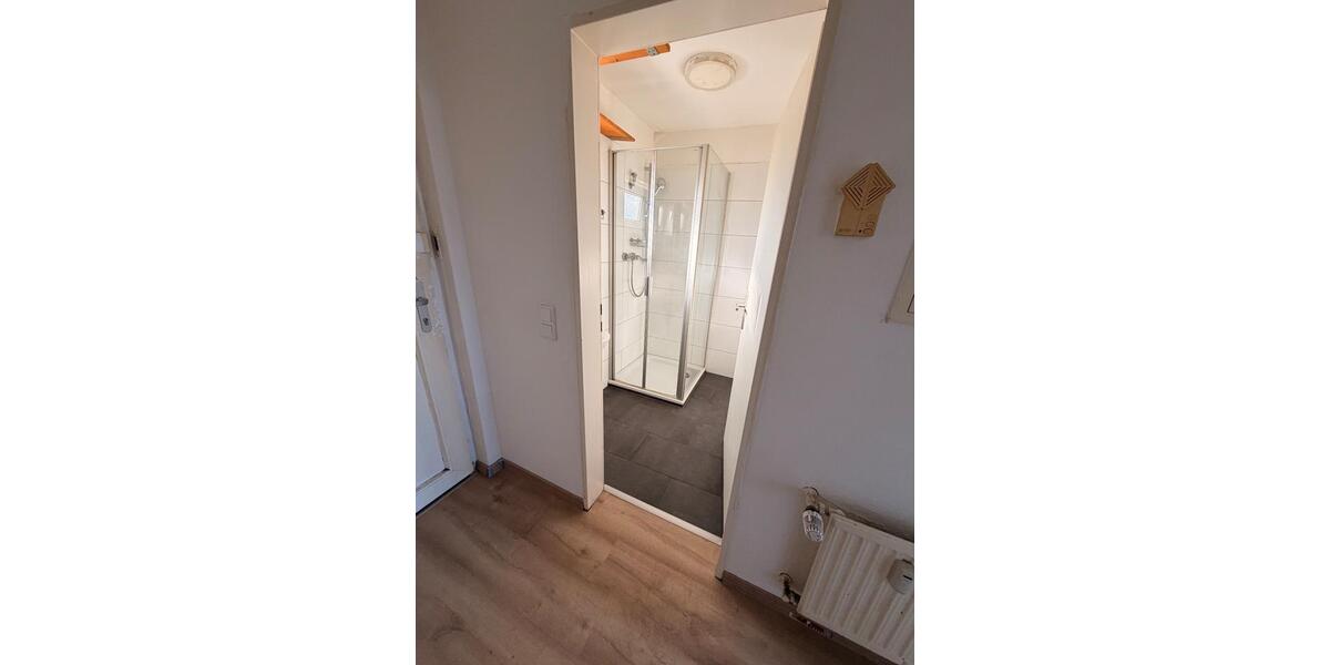 Etagenwohnung Essen Stadtbezirk IV - 1 Zimmer, 28 m&sup2;, 350&euro; | Angebot:26414697