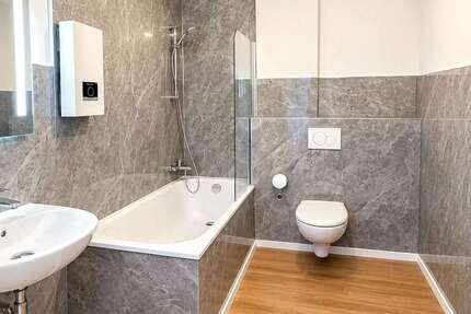 Wohnung Moers Rheinkamp - 3 Zimmer, 96 m&sup2;, 950&euro; | Angebot:27341516