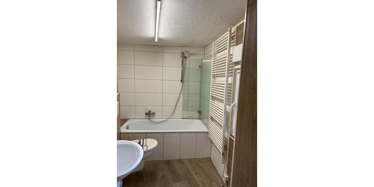 Etagenwohnung Essen Stadtbezirk IV - 3 Zimmer, 75 m&sup2;, 675&euro; | Angebot:26416378