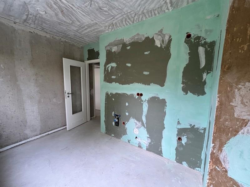 Exklusive 3-Zimmer Wohnung mit hochwertiger Ausstattung und nagelneuer EBK zimmer