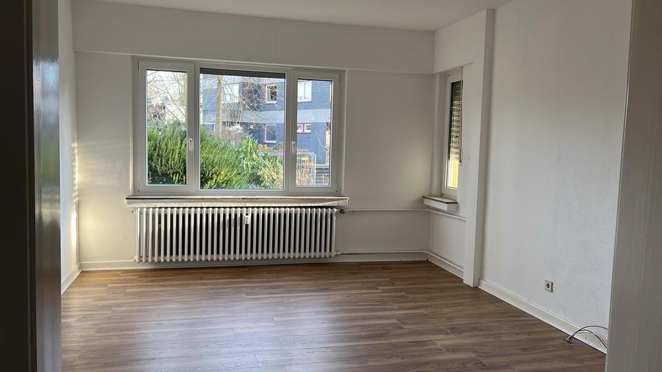 Mülheim, Kluse 48 am Waldrand und doch zentrale Lage und schöner Garten 4 zimmer