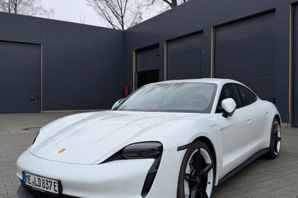 Porsche Taycan 30.991 km 65.500 &euro; Erkrath 40699