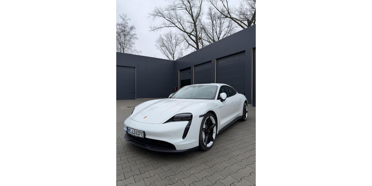Porsche Taycan 30.991 km 65.500 &euro; Erkrath 40699