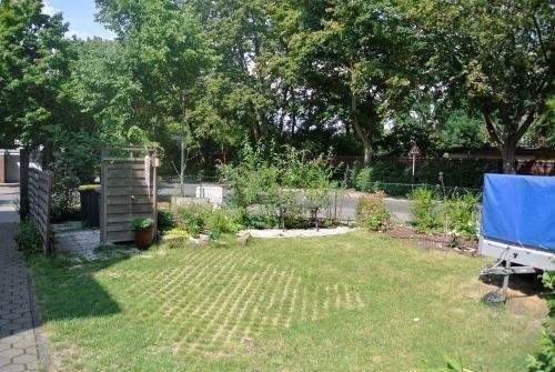 Im Königreich Mülheim-Broich 2 Zimmer Dachgeschoss im gepflegten Altbau mit Balkon** 2 zimmer