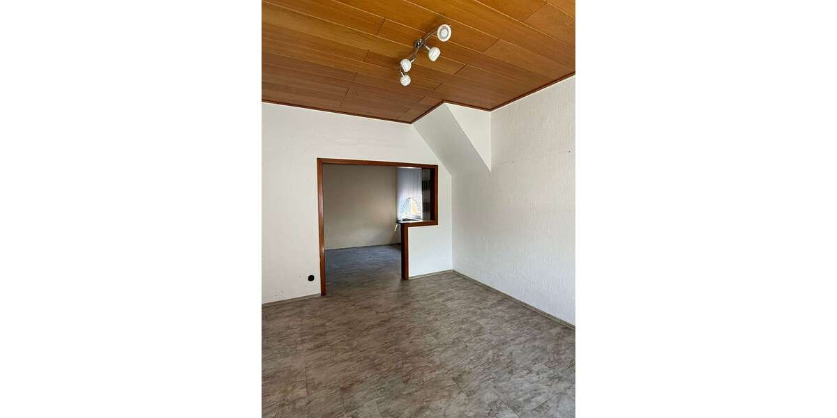 Einfamilienhaus Oer-Erkenschwick / Erkenschwick Erkenschwick - 8 Zimmer, 118 m&sup2;, 290.000&euro; | Angebot:27490326