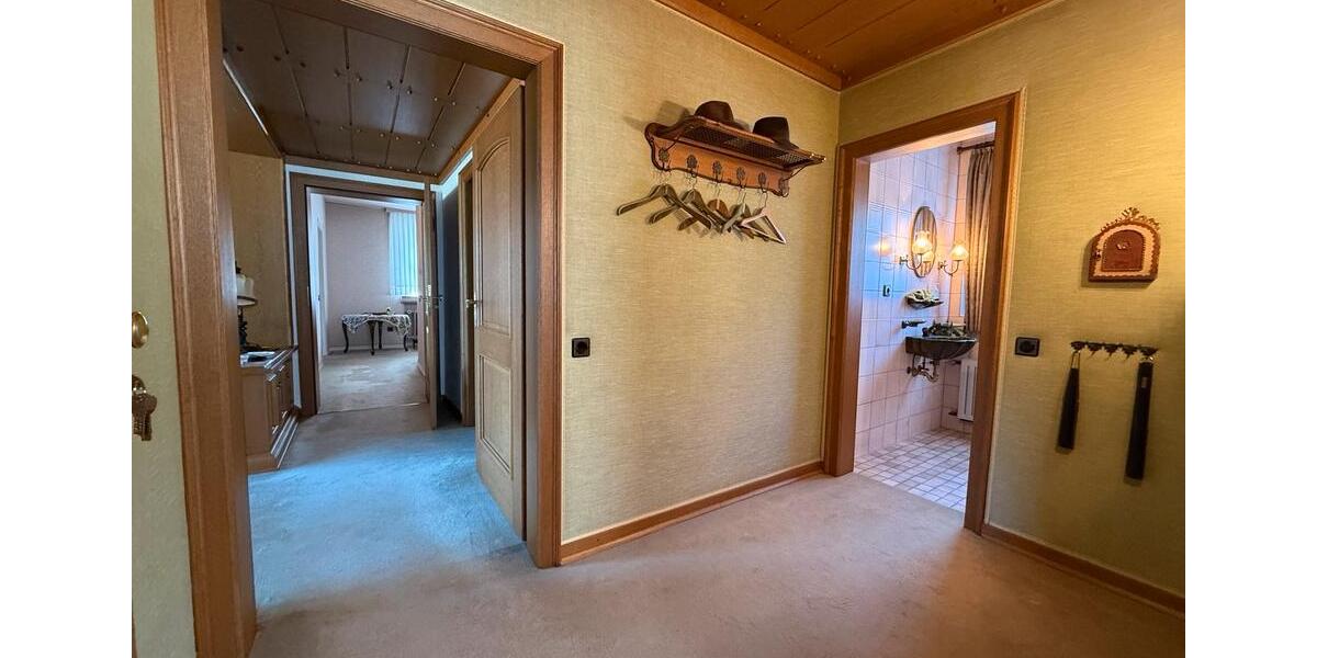 Einfamilienhaus Gladbeck - 7 Zimmer, 185 m&sup2;, 2.600&euro; | Angebot:26443116