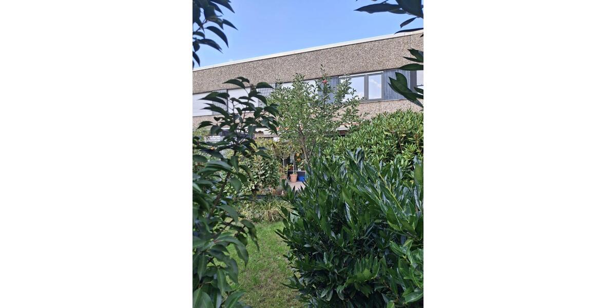 Charmantes Reihenmittelhaus in Duisburg-Großenbaum 4 zimmer