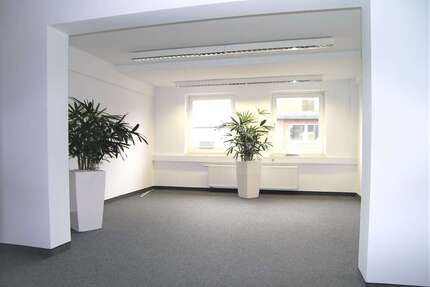 Büro in Essen 2.140 € 258 m²