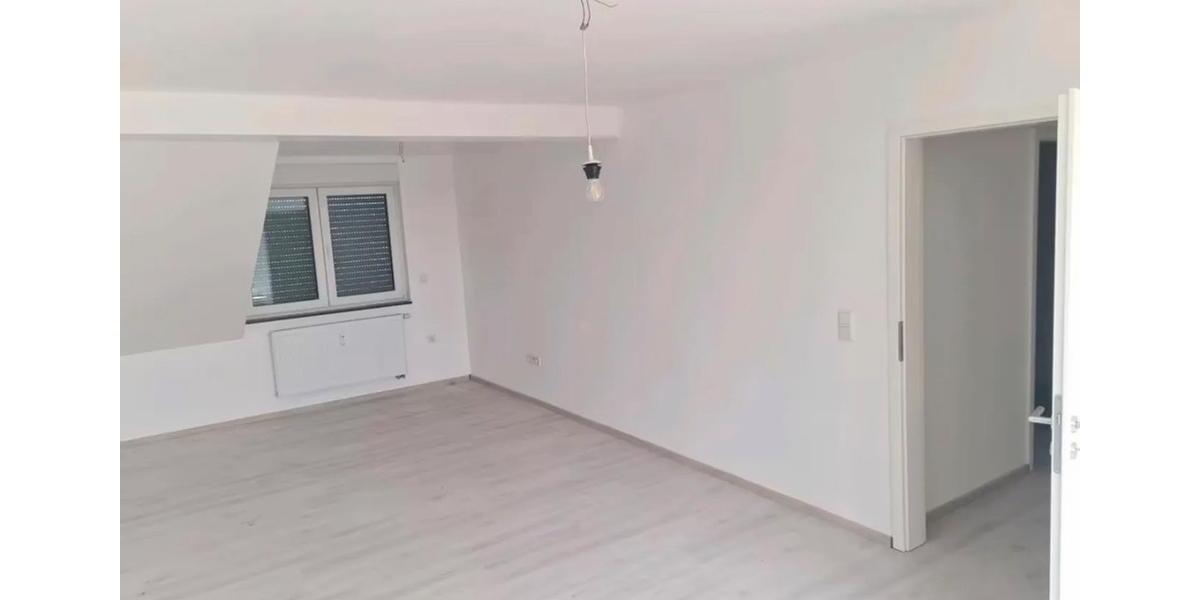 100-qm Dachgeschosswohnung über den Wolken von Holten 3 zimmer