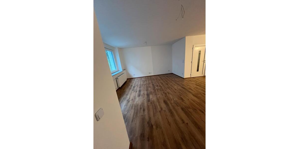 Erstbezug nach Sanierung: Moderne 3-Zimmer Wohnung mit Garten 3 zimmer