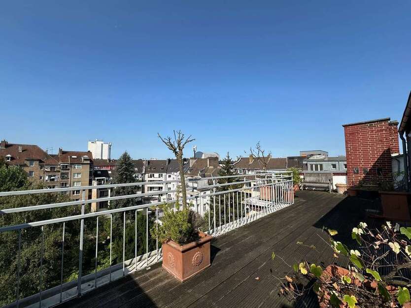 Wohnung zum Kaufen in Düsseldorf 599.000 € 137 m²
