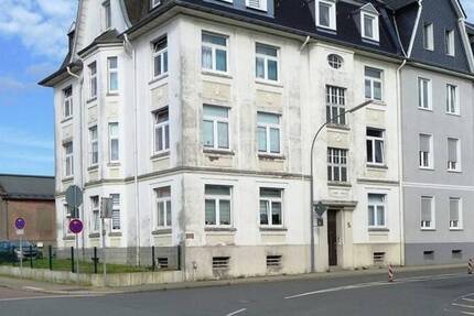 Imposantes Mehrfamilienhaus mit separatem Hintergebäude in zentraler Lage von Velbert. zimmer