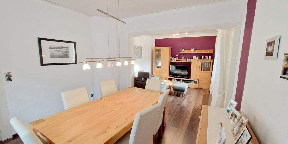 Einfamilienhaus Mülheim Holthausen - 5 Zimmer, 135 m&sup2;, 369.000&euro; | Angebot:25709884