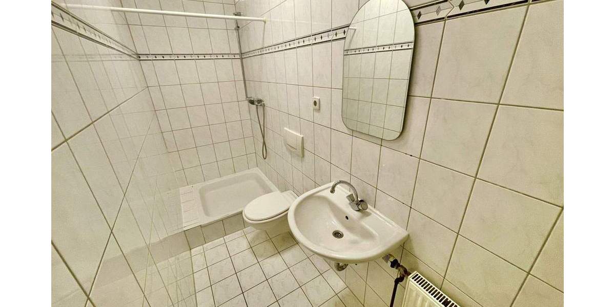 EG Wohnung Uni Duisburg 1,5 km 1 zimmer