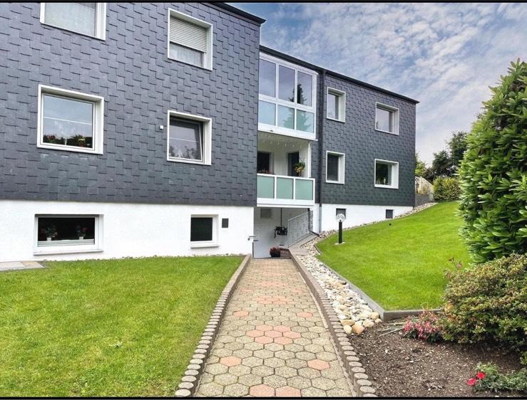 Terrassenwohnung Wuppertal Gemarkung Ronsdorf - 2 Zimmer, 62 m&sup2;, 185.000&euro; | Angebot:25638270