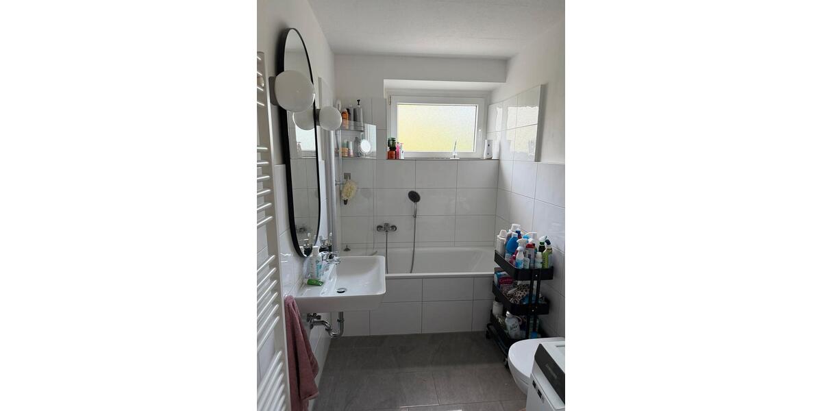 Etagenwohnung Essen Stadtbezirk V - 3 Zimmer, 70 m&sup2;, 624&euro; | Angebot:26680704