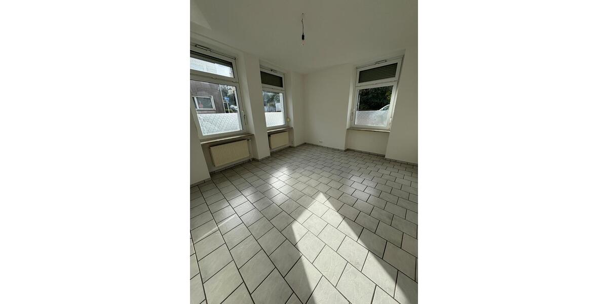 Erdgeschoßwohnung Wuppertal Gemarkung Langerfeld - 3 Zimmer, 75 m&sup2;, 800&euro; | Angebot:26422025