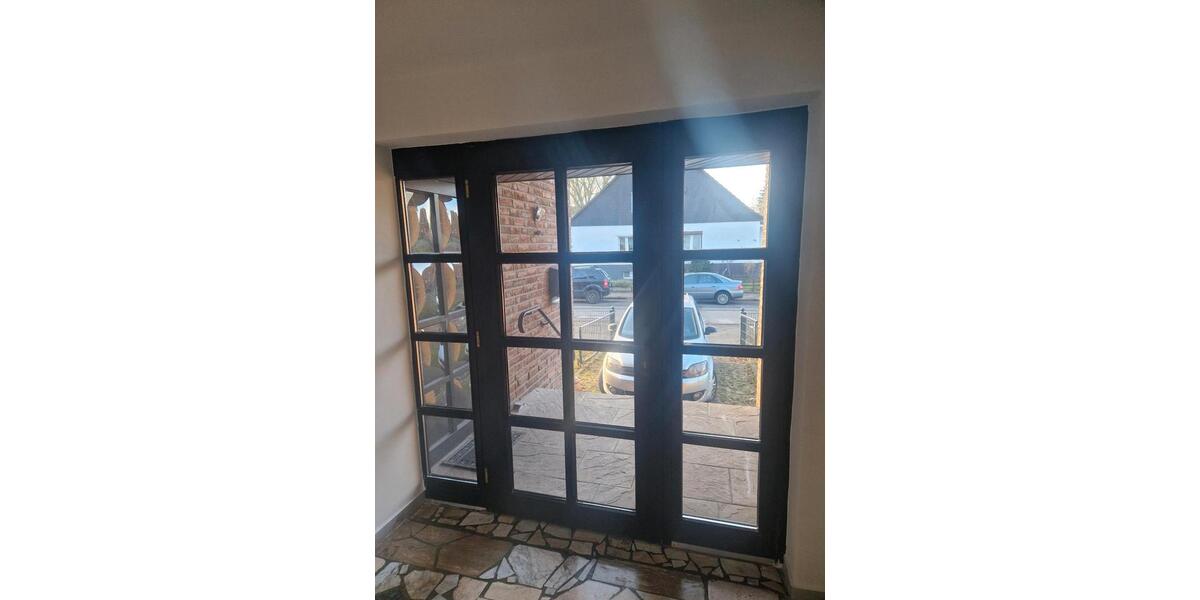 Erdgeschoßwohnung Ratingen Tiefenbroich - 2 Zimmer, 76 m&sup2;, 1.200&euro; | Angebot:25309649