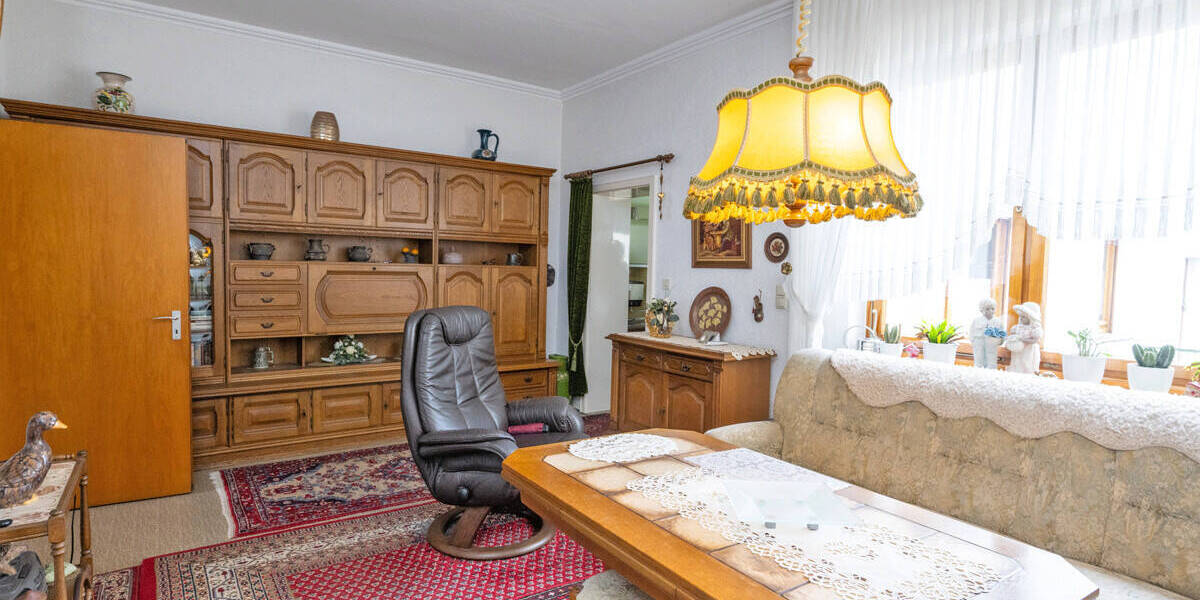 Reihenmittelhaus Moers Hülsdonk - 5 Zimmer, 126 m&sup2;, 250.000&euro; | Angebot:26733179