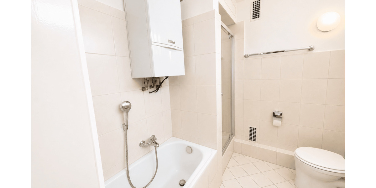 Etagenwohnung Bochum Innenstadt - 4 Zimmer, 105 m&sup2;, 1.155&euro; | Angebot:26928697