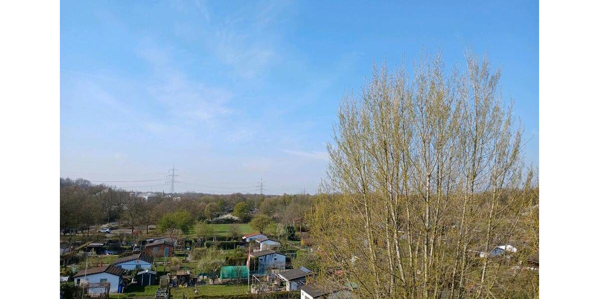 Dachgeschoßwohnung Gelsenkirchen Gelsenkirchen-West - 2 Zimmer, 120 m&sup2;, 810&euro; | Angebot:25782609