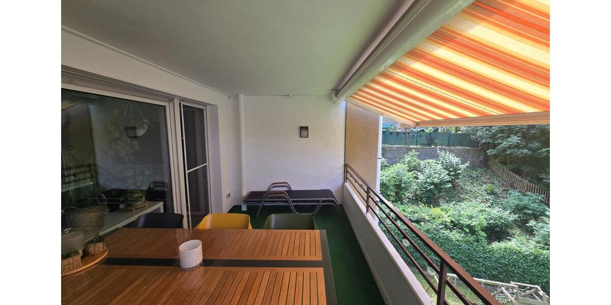 4,5-Zimmer-Wohnung mit Garage & Balkon in Alt-Wetter 4.5 zimmer