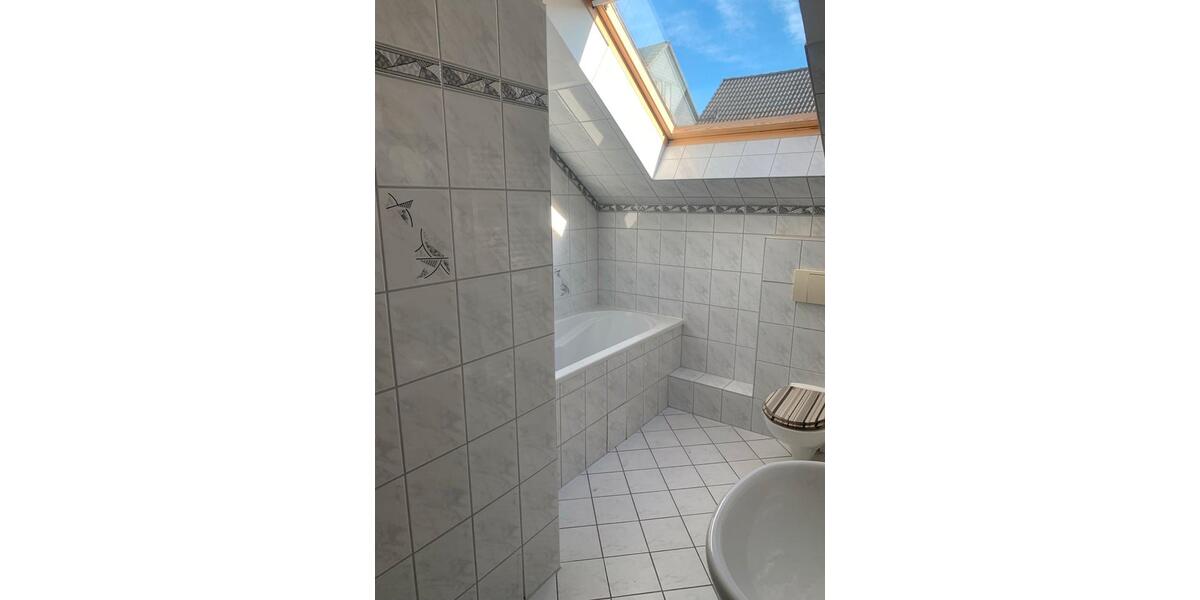 Mehrfamilienhaus, Wohnhaus Witten - 12 Zimmer, 85 m&sup2;, 1.300&euro; | Angebot:24242261