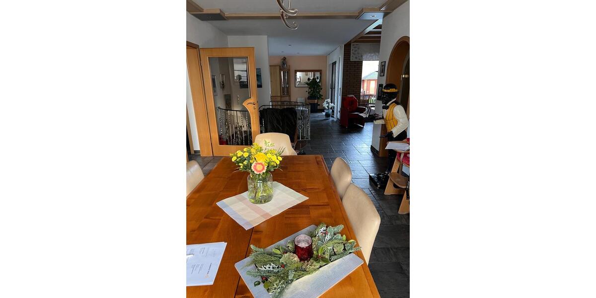 Bungalow Duisburg Essenberg - 5 Zimmer, 131 m&sup2;, 530.000&euro; | Angebot:26504724