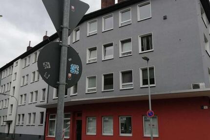 Landgrafenstraße 2- helle 3 ZKB Wohnung im 3.OG zu vermieten 3 zimmer