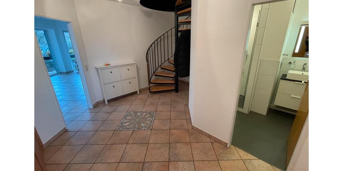 4 Zimmer-Maisonette-Wohnung in Erkrath nähe D-Unterbach 4 zimmer