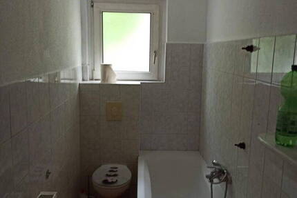 Modernisierte 3 Zimmerwohnung mit Balkon und Tageslichtbad