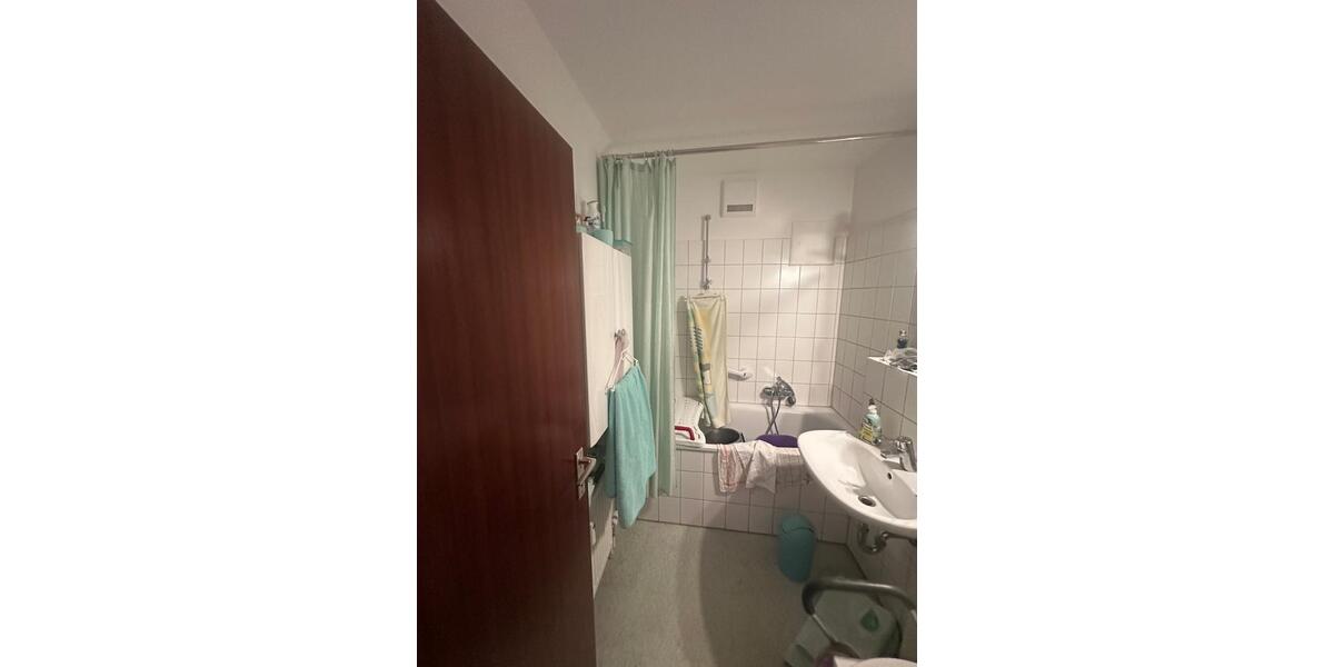 Schöne Wohnung im Hochparterre Krefeld Innenstadt Klosterstr. 3 zimmer