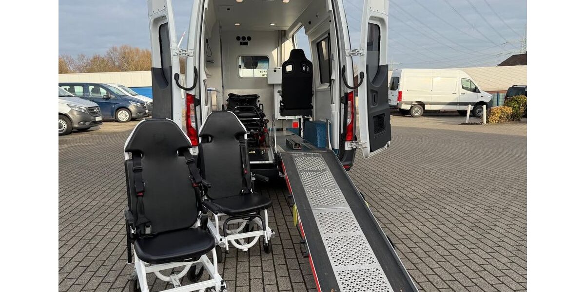 Mercedes-Benz Sprinter 84.671 km 59.381 &euro; Witten 58454