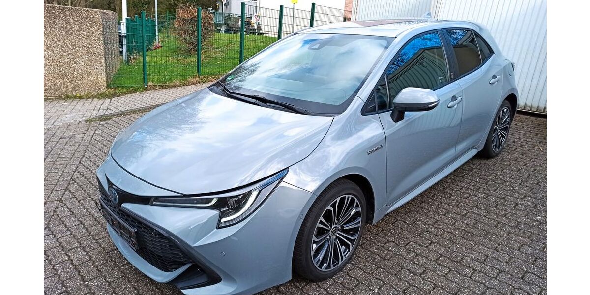 Toyota Corolla 78.500 km 15.800 &euro; Mülheim 45476