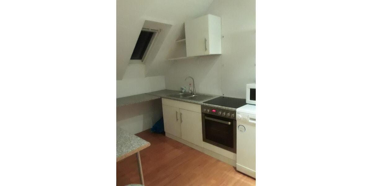 Reihenhaus Duisburg Essenberg - 9 Zimmer, 207 m&sup2;, 250.000&euro; | Angebot:24774566