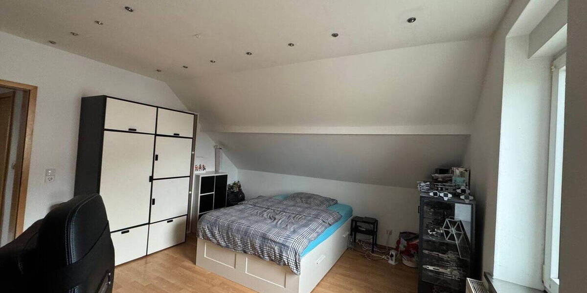 Etagenwohnung Bochum Linden - 3 Zimmer, 89 m&sup2;, 695&euro; | Angebot:26809697