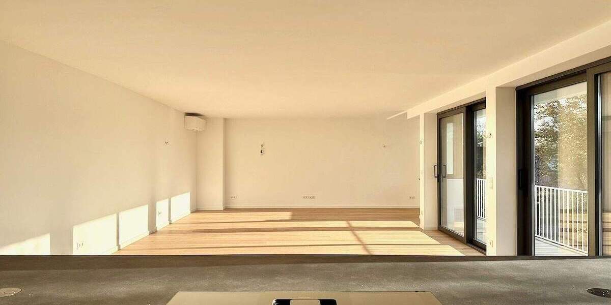 Etagenwohnung Düsseldorf Düsseltal - 4 Zimmer, 160 m&sup2;, 3.990&euro; | Angebot:25302542