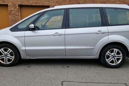 Ford Galaxy 219.000 km 9.999 &euro; Gelsenkirchen 45881
