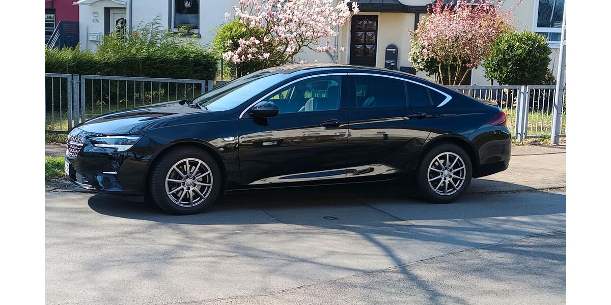 Opel Insignia 58.000 km 16.800 &euro; bottrop 46240