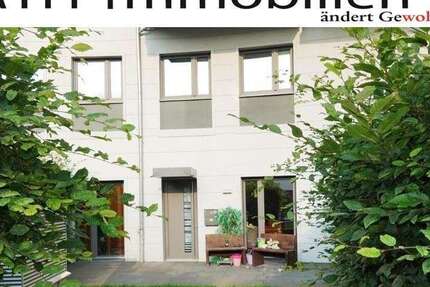 Wohnung zum Mieten in Düsseldorf 2.085 € 130.1 m²