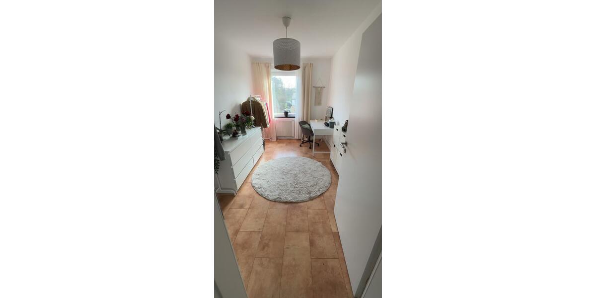 Etagenwohnung Bottrop Feldhausen - 3 Zimmer, 60 m&sup2;, 600&euro; | Angebot:25433343