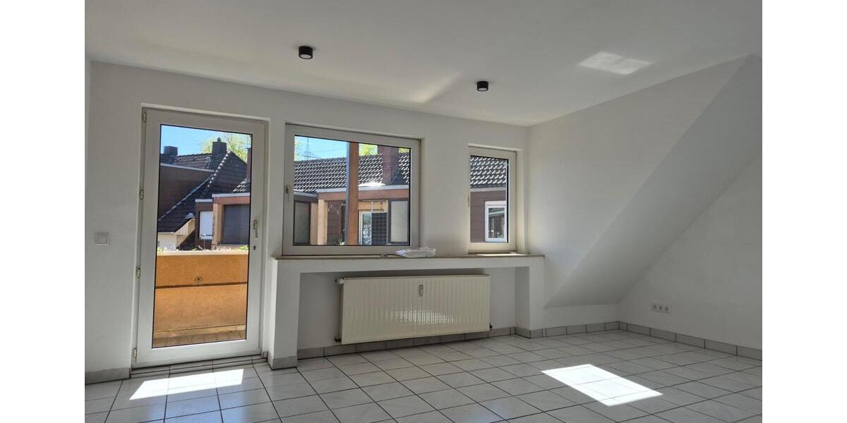 Dachgeschoßwohnung Bochum Günnigfeld - 3 Zimmer, 68 m&sup2;, 480&euro; | Angebot:26444038