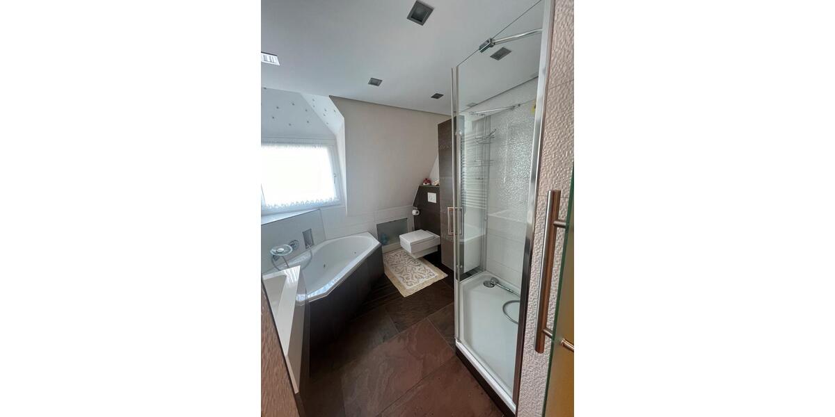 Einfamilienhaus Gelsenkirchen Gelsenkirchen-Mitte - 13 Zimmer, 255 m&sup2;, 655.000&euro; | Angebot:26908923