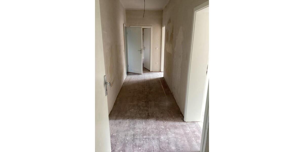 Etagenwohnung Gelsenkirchen Ückendorf - 3.5 Zimmer, 101 m&sup2;, 735&euro; | Angebot:26171118